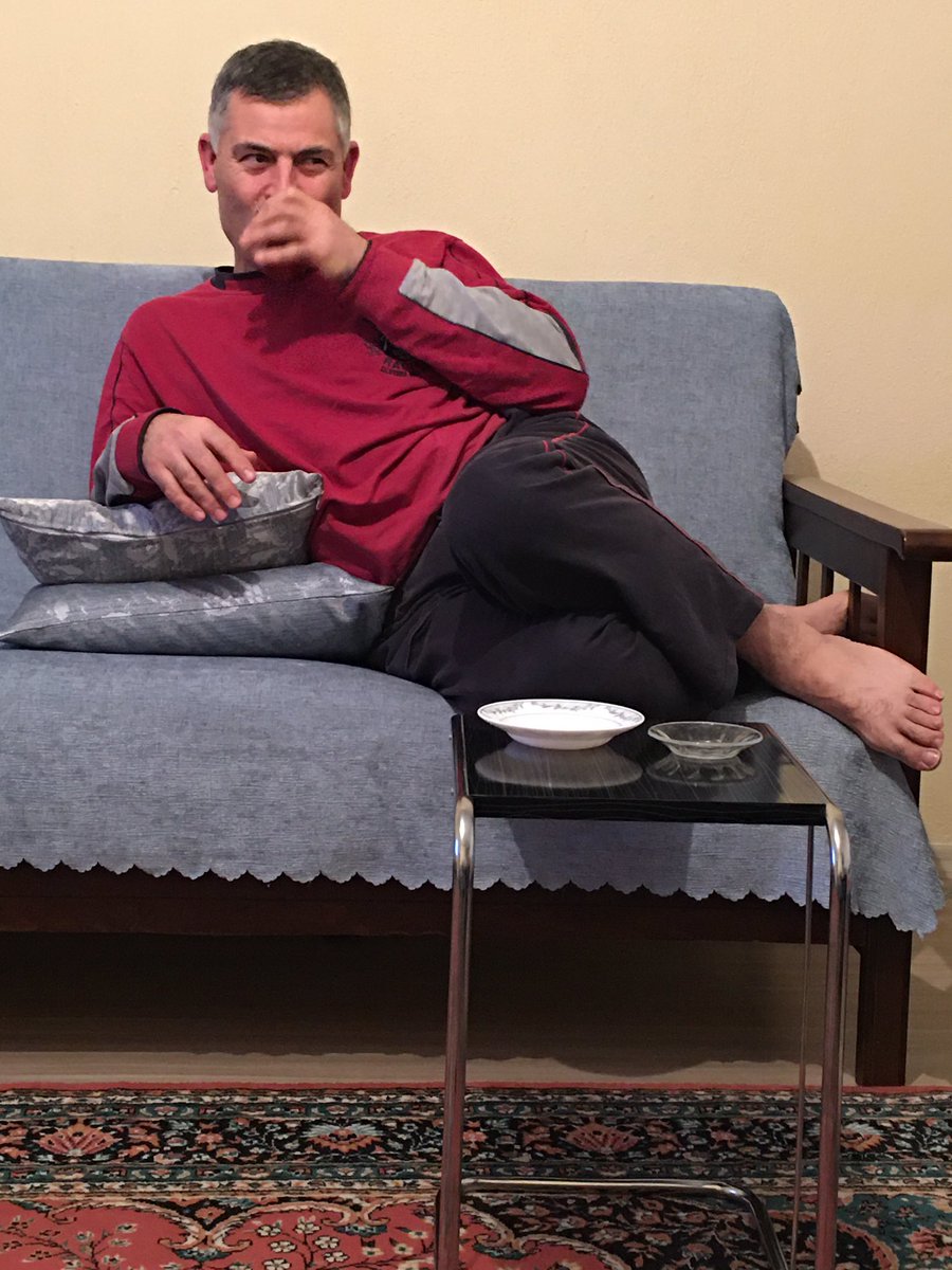 Çayın yanına kek yapmıştım babam kaşık attı hdjsksjdh