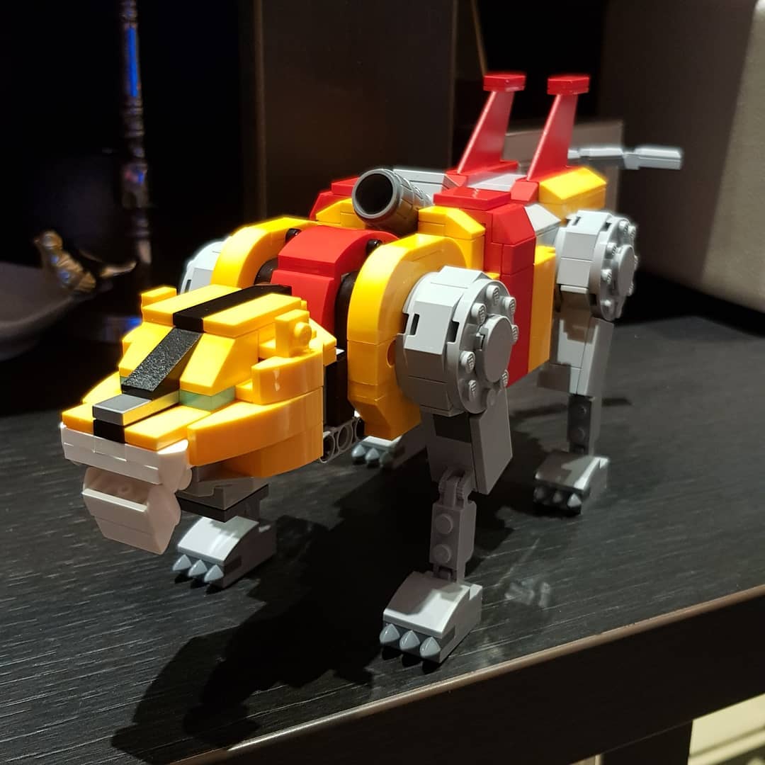 POTOanimated's tweet image. View on instagram.com/p/CJZBx9jpFas/
Yellow Lion of Voltron, Defender of the Universe - as Lego ^^
Two to go, before forming the Voltron 🤩

#lego #legovoltron #voltron #talesgate