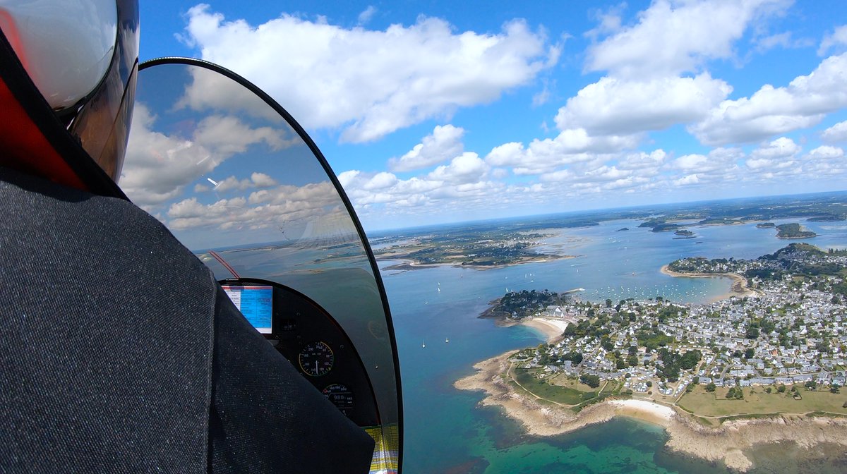 🛩️La <a href="/FFfplum/">Fédération Française d'ULM - FFPLUM</a> vous souhaite à toutes et tous de très Belles Fêtes de fin d'Année ! 🌠

dailymotion.com/video/x7y7xgf?…