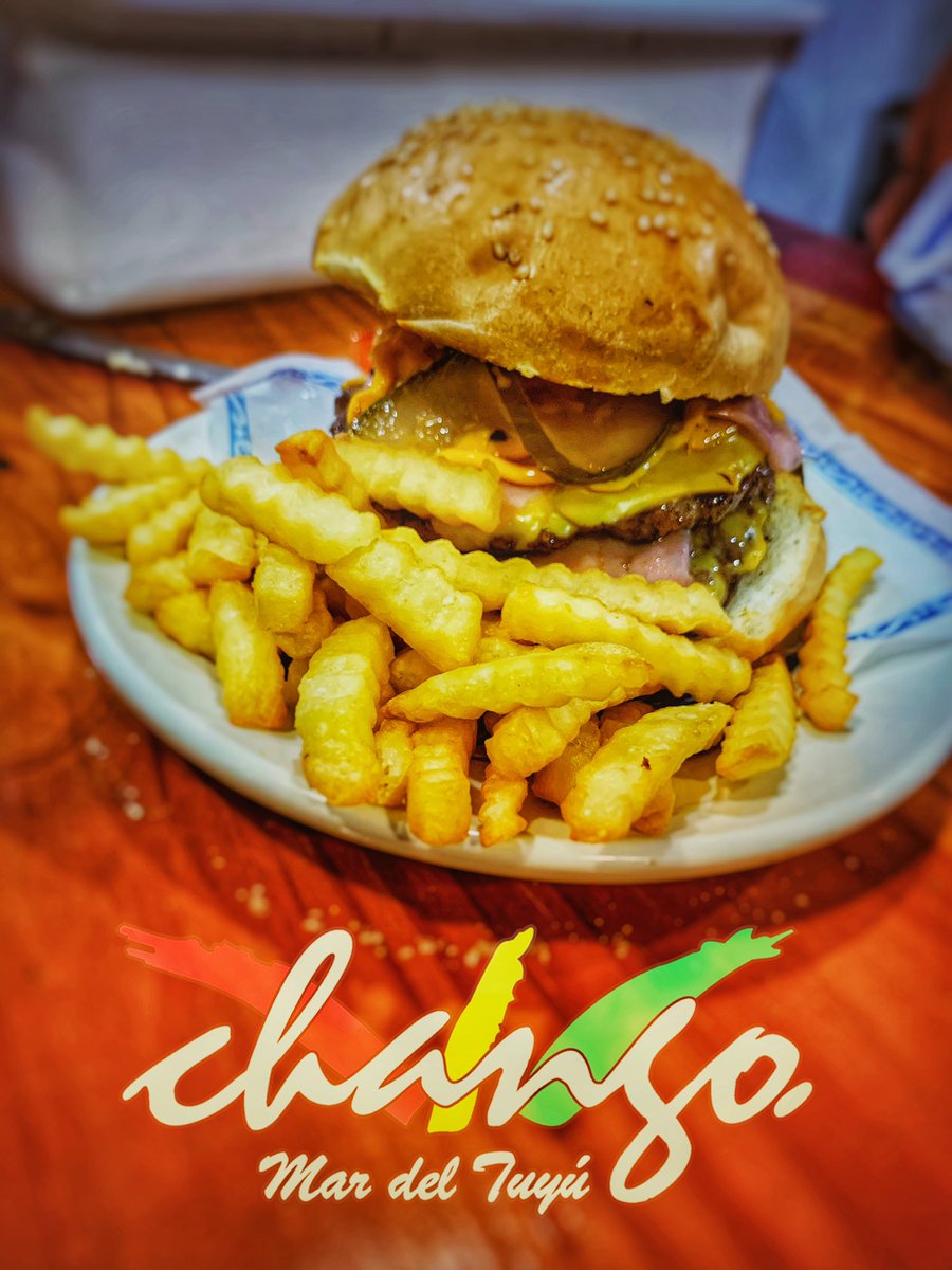 changonigth's tweet photo. Los esperamos a partir de las 20:00hs para que disfruten una buena burger🤤🤤🍔 https://t.co/3KJvvIvCeS