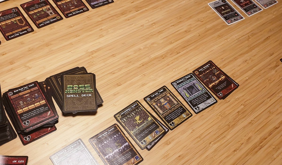 Remember my list of all Stockholm museums that I planned to visit? Instead, we decided to play all our boardgames and build all our puzzles at least once. So there's been a lot of that this year.