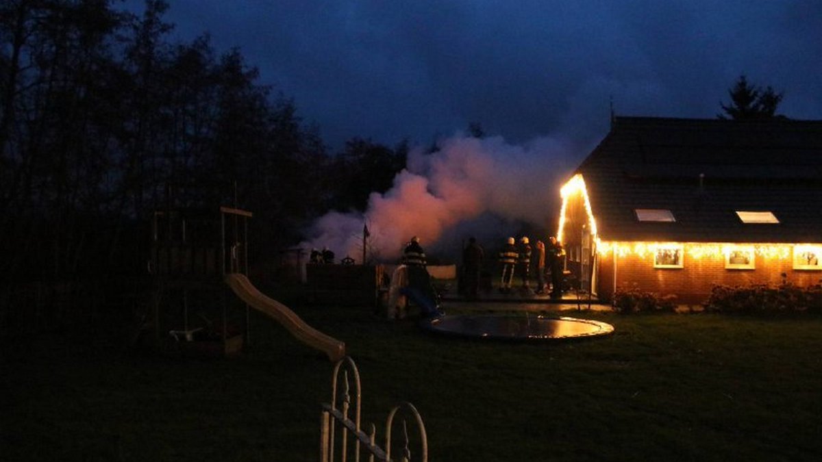 Brandweer rukt uit voor buitenbrand in Zwagerbosch -..