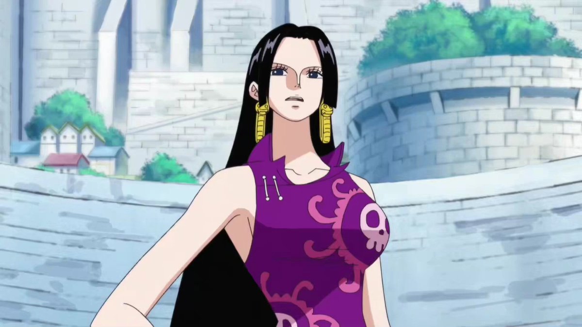 Which is why I also think Hancock's design is simply genuis. From the long hair that serves as another protection to cover her mark to the fact that she is always covered up when she knows she is going to be among men. To the her pride in her tribe and crew always showcased