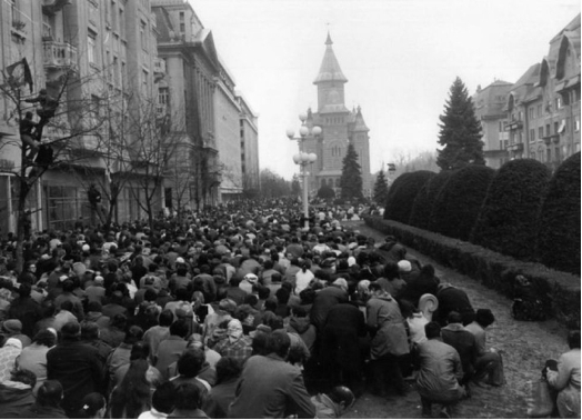 ColdWarCorvinus's tweet photo. Made by Alona Kosiuk
On December 16, 1989 – The Anti-Government demonstrations and the Romanian 1989 Revolution started in Timisoara.
Read more here: https://t.co/Osp1IPknYy https://t.co/bMSSzK2yAw