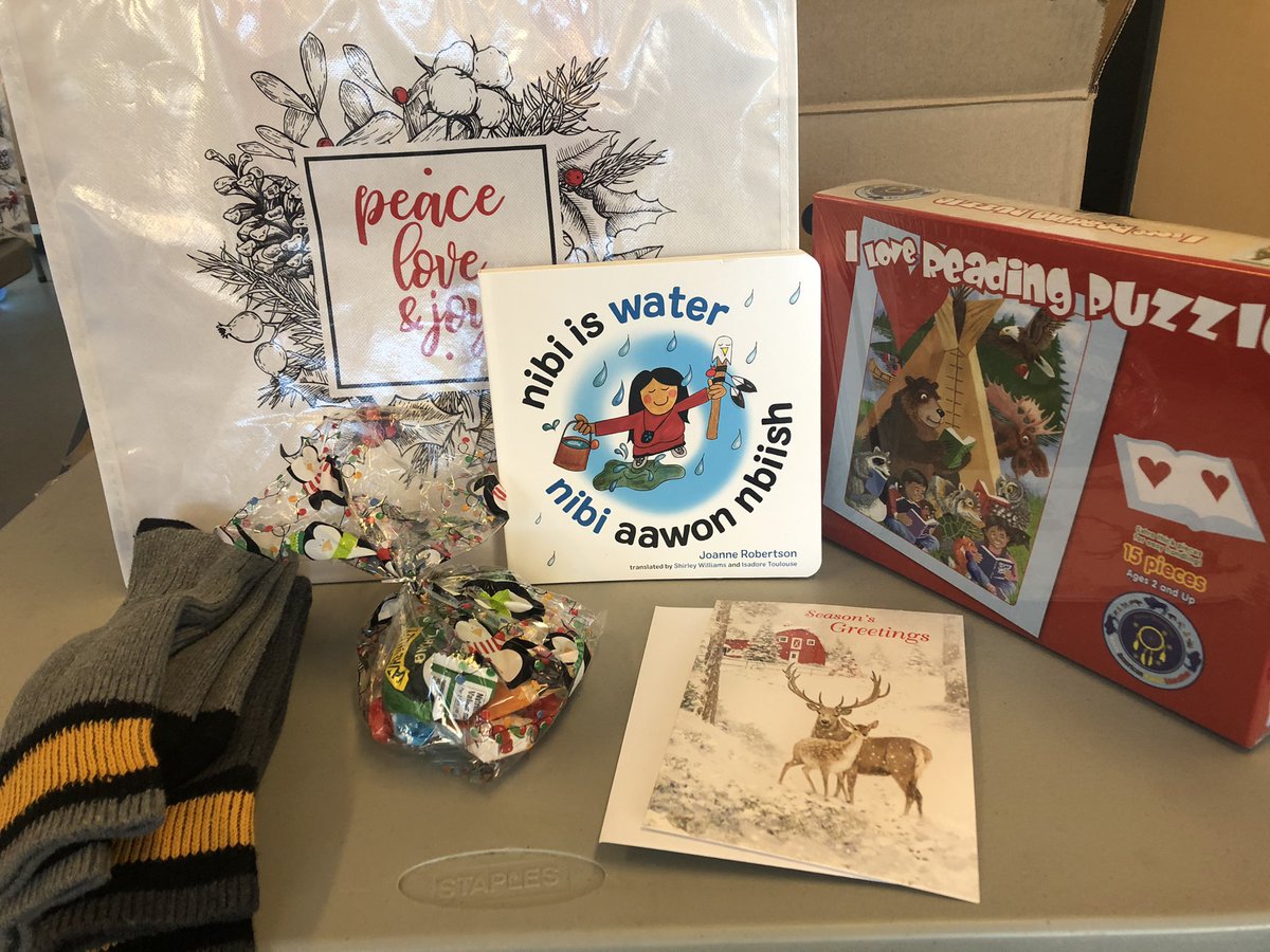 IndigVision's tweet image. While we couldn’t host our annual #LightUpTheAvenue Christmas party, we were able to deliver 240 Holiday Packs to children and elders in the North End! Thank you to the folks at Winnipeg Indigenous Friendship Center, @Native_R @GoodMindsBooks @CanolaEatWell for your contributions