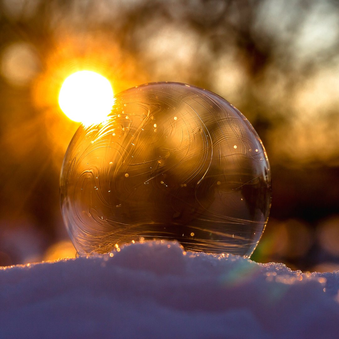 It’s a new dawn, it's a new day.
What are you trying today?

📸 credit:  <a href="/pixabay/">Pixabay</a>

#Quupe #QuupeLife #Rental #RentFilmGear #HireACamera #Canon #Sony #Nikon #Lens #Photography #Reflection #Capture #Shoot #CameraOnRent #NewDay #SnowBubble #SunAndSnow #Vancouver #BritishColumbia