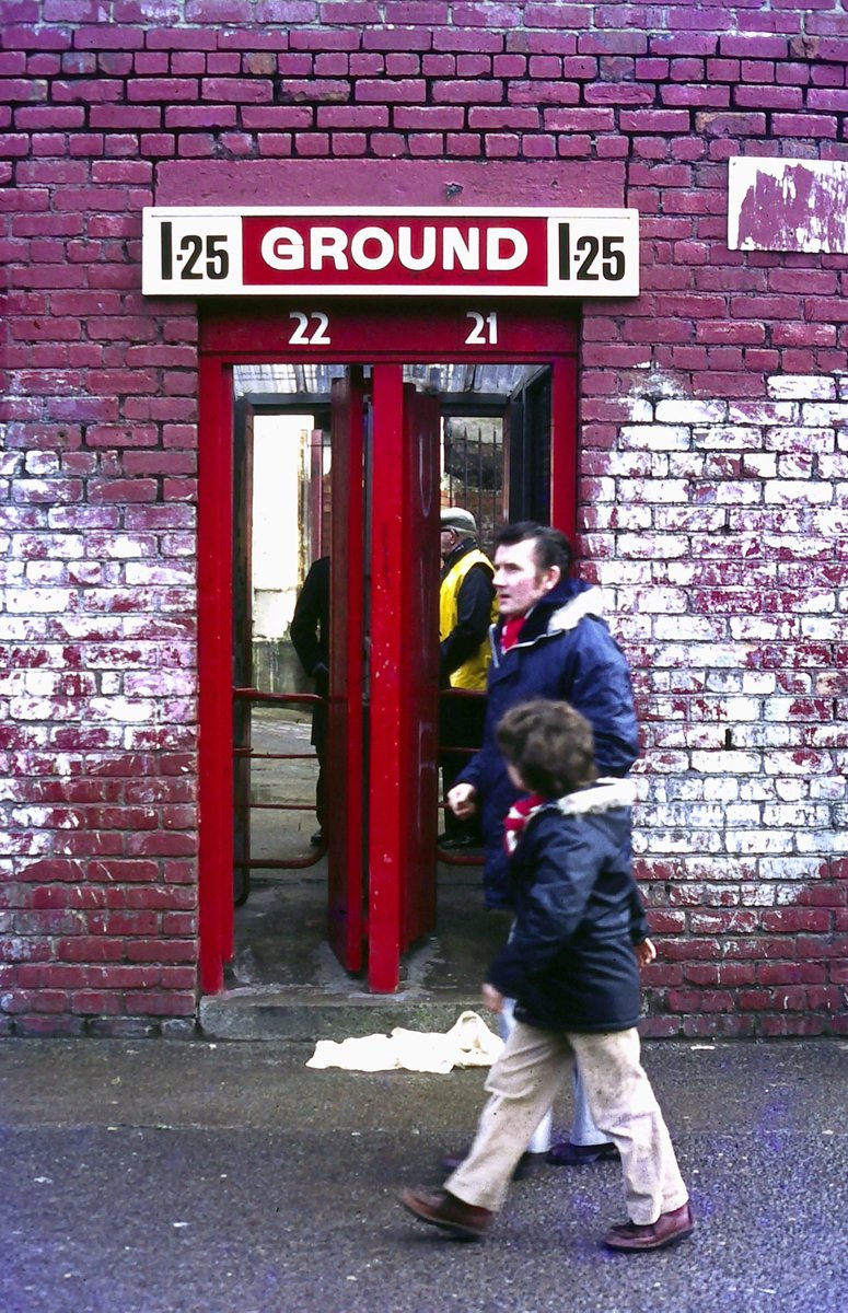 I took this photo outside Anfield in 1979/80. Last time I put this photo up the lad in the pic tweeted 'Thats me and my Dad!' #LiverpoolFC #Anfield The power of Twitter. Are you here mate? 😉 YNWA