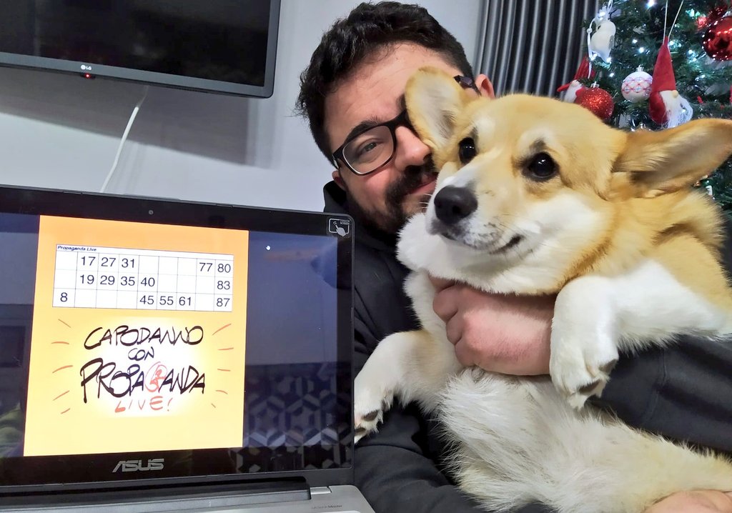 kafula83's tweet image. Giocatori Luca &amp;amp; Diana e speriamo di vincere qualcosa #propagandalive #propagandatombola altrimenti come lo zio avvinazzato ad ogni tombola di capodanno grideremo ambo ad ogni numero!!!! #freecorgi