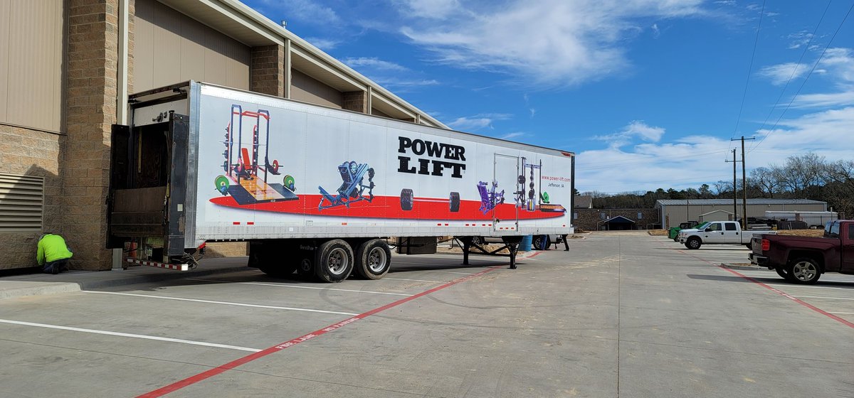 Ricklan Holmes♠️ tweet media