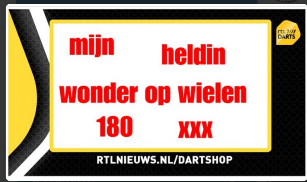 #rtl7darts totaal niks met darts te maken..
Maar als iemand een 180 verdient is zij dat wel...