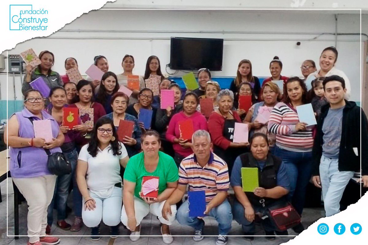 fundacioncb_'s tweet photo. Durante este 2020 tuvimos la oportunidad de impartir nuestro taller "El Encanto de Papel" donde participaron 29 ciudadanos en la Alcaldía Gustavo A. Madero.
#conocenos
#yoconstruyobienestar
#taller https://t.co/qhKIgj6aTK