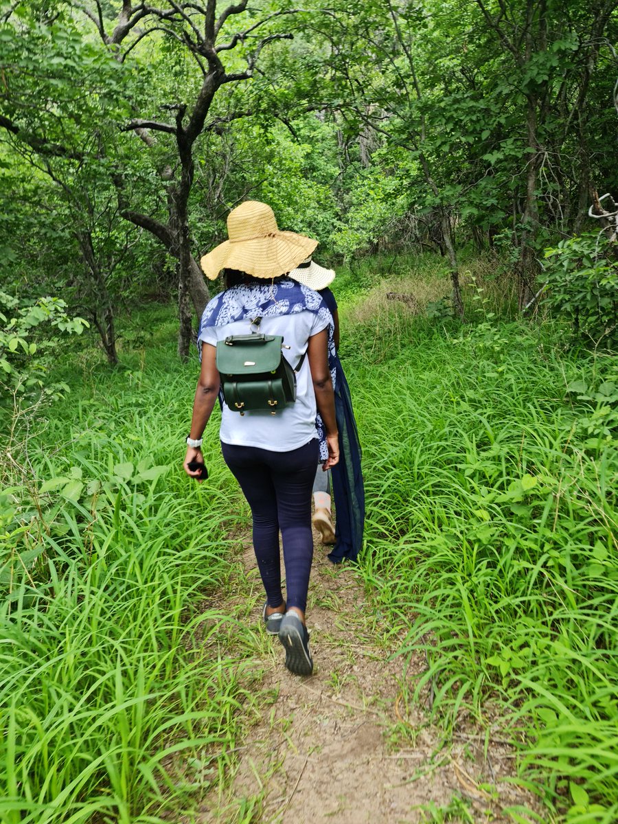 Hiking the Tsodilo Female Hill is a full day trip. Such a beautiful place.😊
#TsodiloHills
#BucketList
#LocalTravel