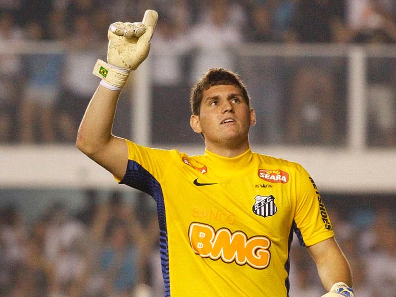 1. Rafael, footballeur. Reading 1 Recopa SudAm, 1 Superclasico, 1 Paulistao, 1 Supercoupe d’ItalieContre 5M€, il signe au Napoli en 2013. Majoritairement remplaçant, il profite du départ de Pepe Reina pour jouer un peu. Fiasco à la Sampdoria, excellent en Championship.