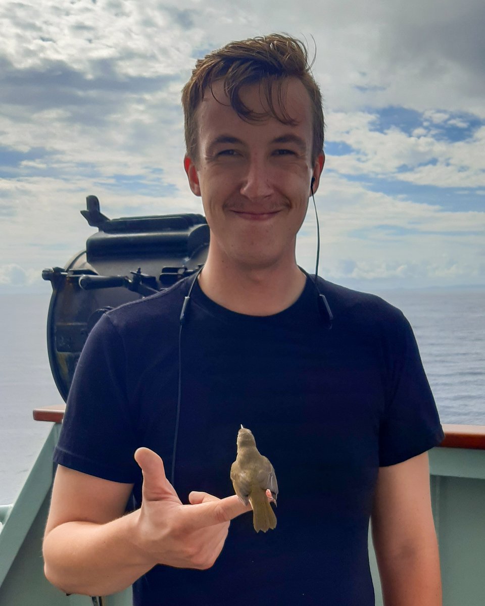 RoyalCanNavy's tweet photo. I’m 26 yrs. old and the Navy has trained me to drive a ship around the world and represent Canada🇨🇦, I think that’s pretty cool. 

Meet (Lt(N)) William Belanger-Croteau 👉https://t.co/7ogxdpOHgg

@RCN_MARLANT @CFOperations @NAVRESNAV https://t.co/OHI17oI6c0