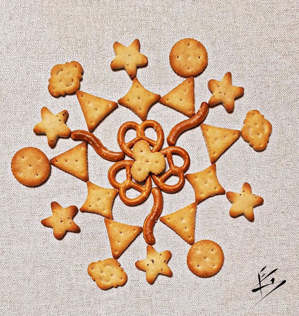 TOPIRRO1's tweet image. Felices, dulces y saladas Fiestas...No te quedes donde seas infeliz.

#navidad #navidad2020