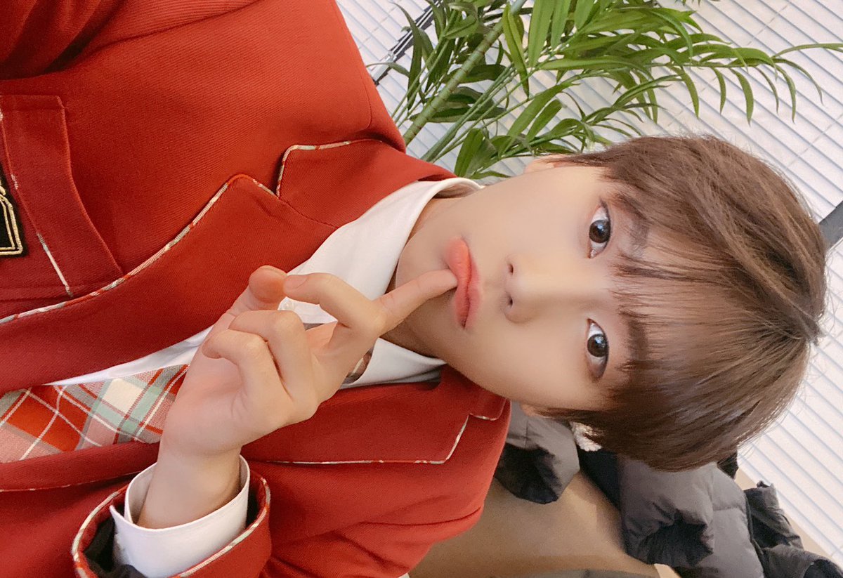 junseo unreleased pics make me 🤩