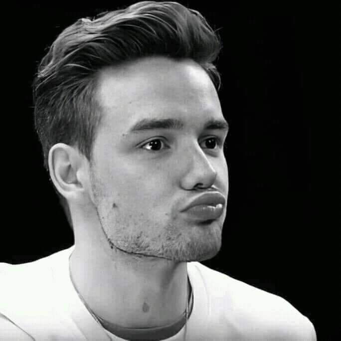 baby_cakes284's tweet photo. I love you and I will always support you as much as you do and your smile is the most beautiful, now is my time to support you 🥺✨❤️.
@LiamPayne
#proundofliam https://t.co/YFsaUfflVR
