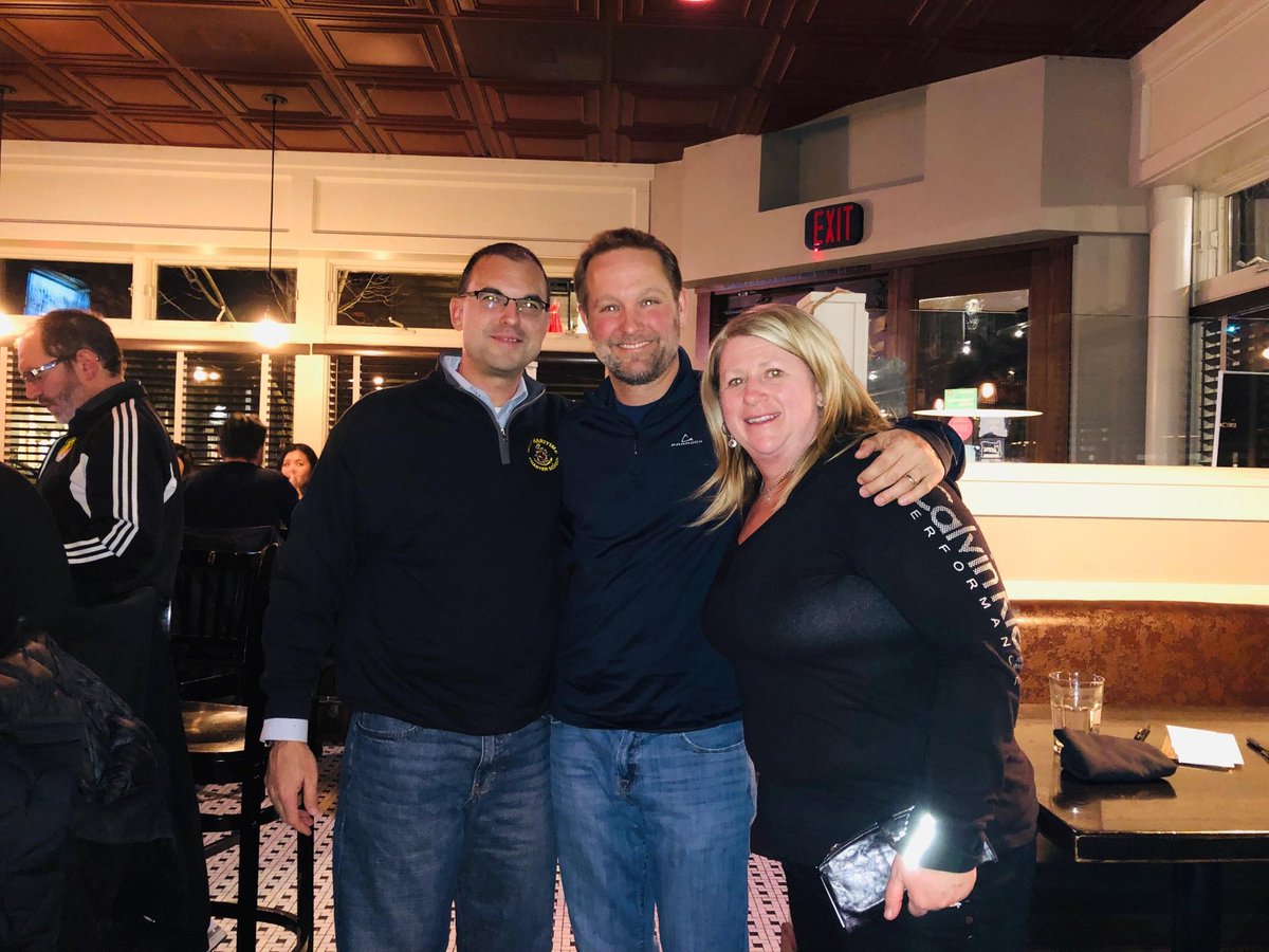 IamEricNichols's tweet photo. Walk down memory lane.
The Drake...
with @RebeccaCoda
@RickJetter
#sldunktank #letthemspeak #wideopenspaces #wopenspaces https://t.co/79QqzIfLH3