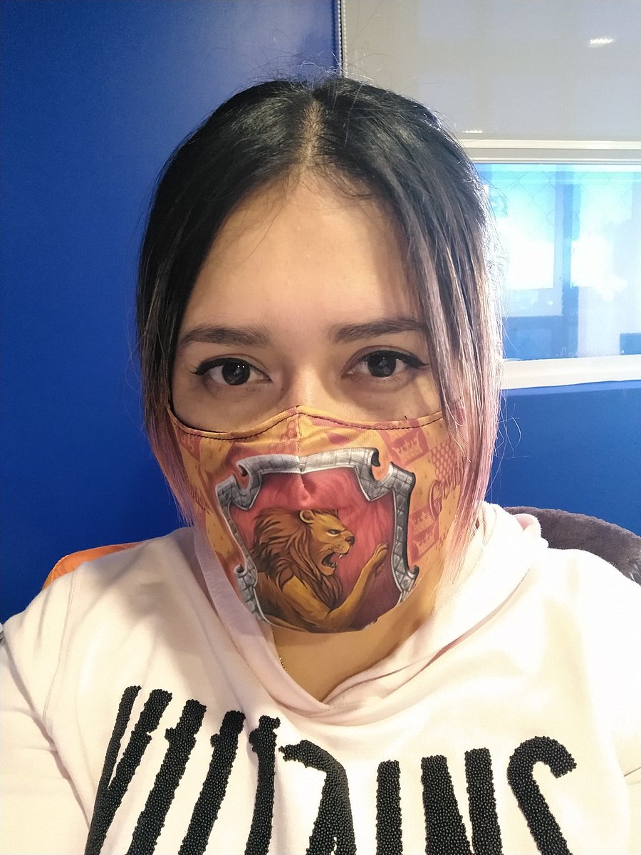 miss_berrinch's tweet photo. #GryffindorRules https://t.co/z6O96vDYyI