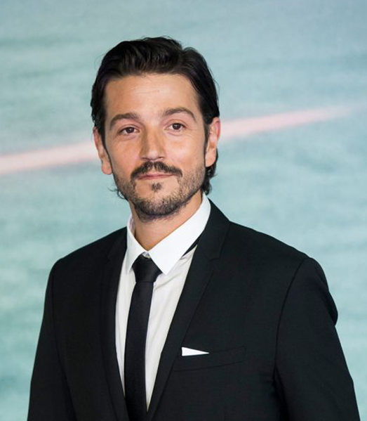 Happy birthday to Diego Luna!!
He participated in rogue one 