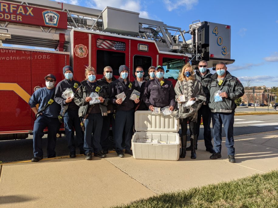 IAFF Local 2702 (@iaff_local_2702) on Twitter photo Here’s a few more pictures from today of IAFF L2702 members delivering @itg_med masks and <a href="/annabellsmac/">AnnaBellsMac</a> to the teachers of Lanier Middle School. Here’s a few more pictures from today of IAFF L2702 members delivering @itg_med masks and <a href="/annabellsmac/">AnnaBellsMac</a> to the teachers of Lanier Middle School.