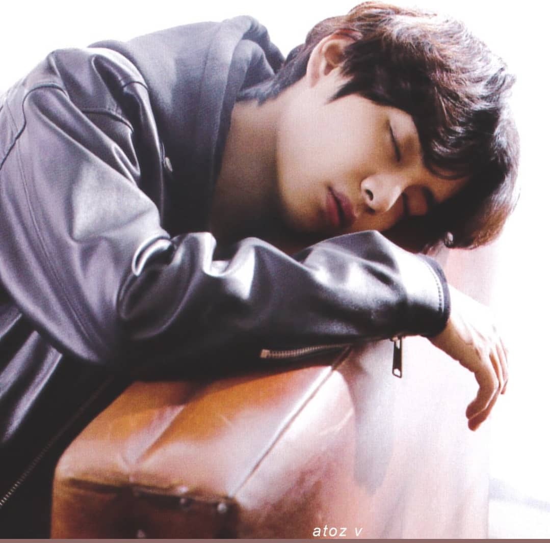 btsmakecomplete's tweet image. Happy birthday taehyungie