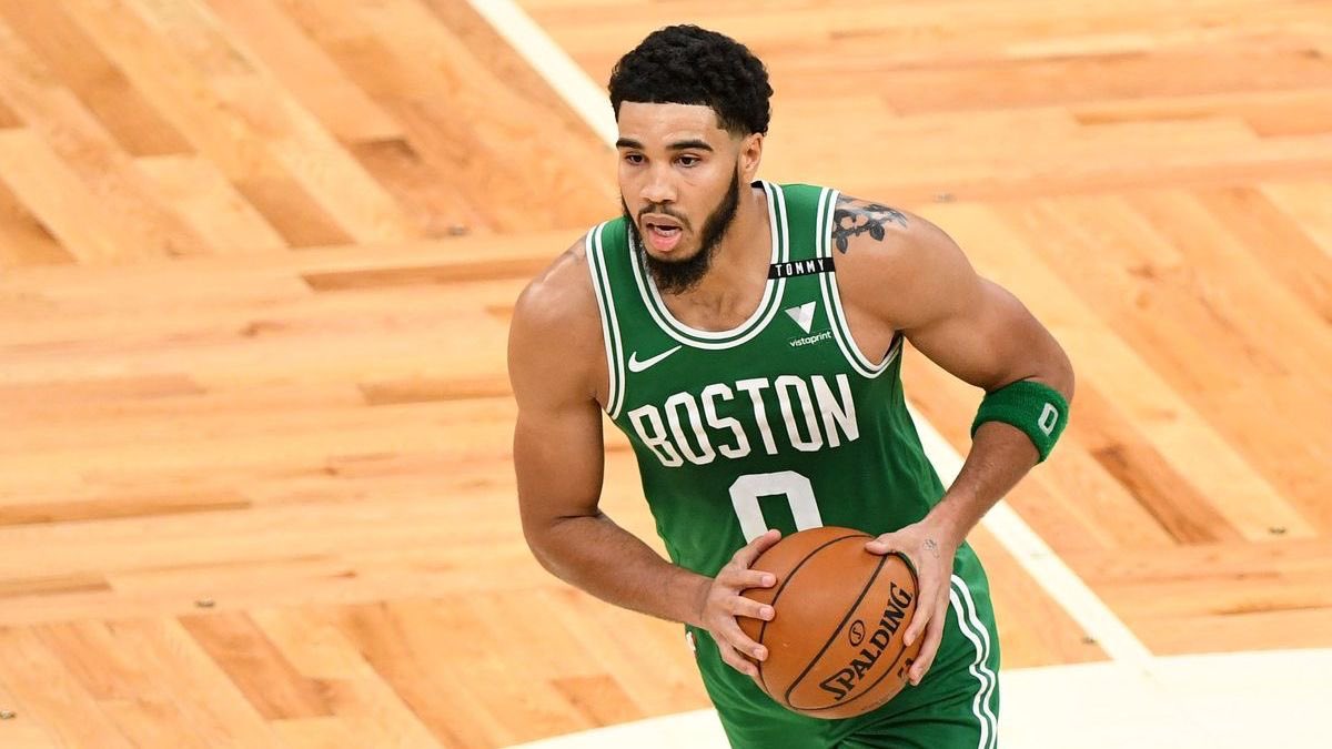 19 more. Джейсон Тейтум. Jayson Tatum баскетболист. Джейсон Тейтум 2021. Boston Celtics Jayson Tatum.