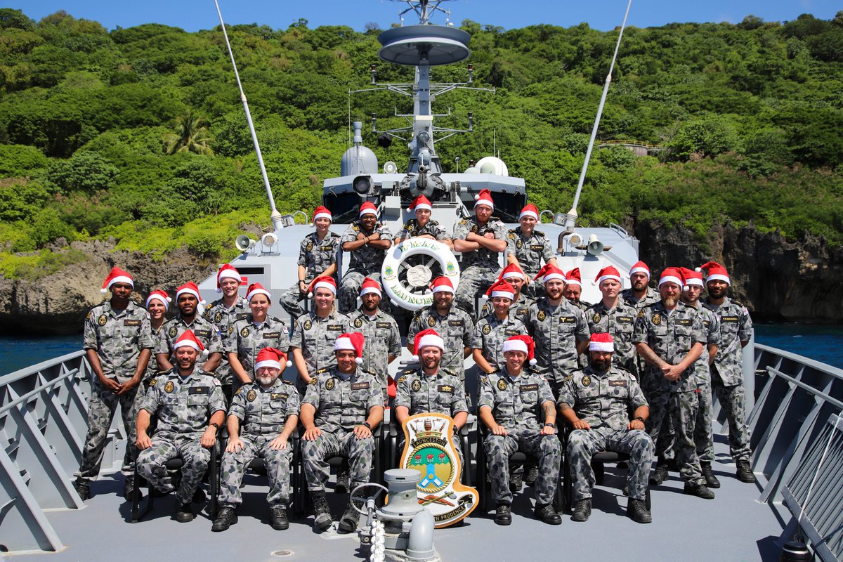 Australian_Navy's tweet photo. The crew of #HMASLaunceston was at the right place at the right time, celebrating Christmas at Christmas Island 🎅 Launceston is part of #AusNavy's principal contribution to the nation's fisheries protection, immigration, customs and drug law enforcement operations. https://t.co/yJnjaJNcE0
