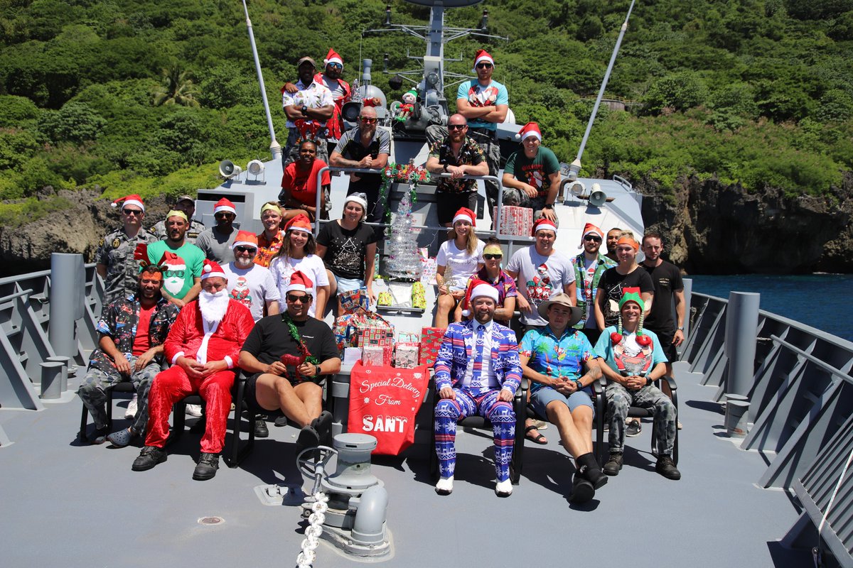 Australian_Navy's tweet photo. The crew of #HMASLaunceston was at the right place at the right time, celebrating Christmas at Christmas Island 🎅 Launceston is part of #AusNavy's principal contribution to the nation's fisheries protection, immigration, customs and drug law enforcement operations. https://t.co/yJnjaJNcE0