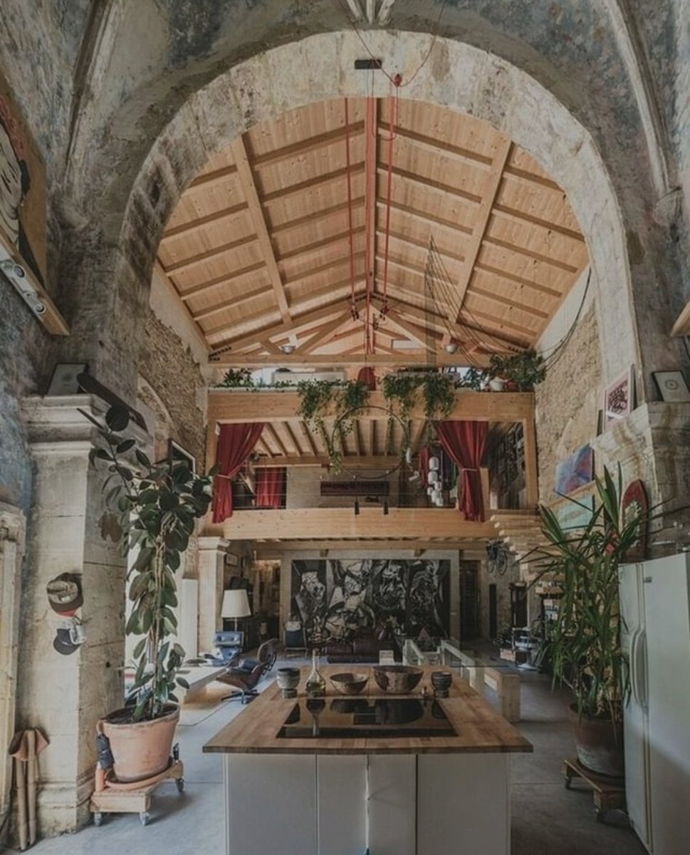 seamleessarch's tweet photo. Dini bir yapının konuta dönüştürülmesi. 

#home #shephel #Church https://t.co/B3QKZX0C0R