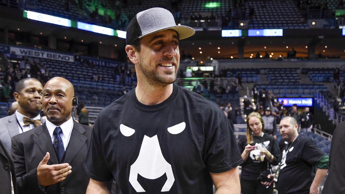 . @AaronRodgers12 always brings the swagger. 