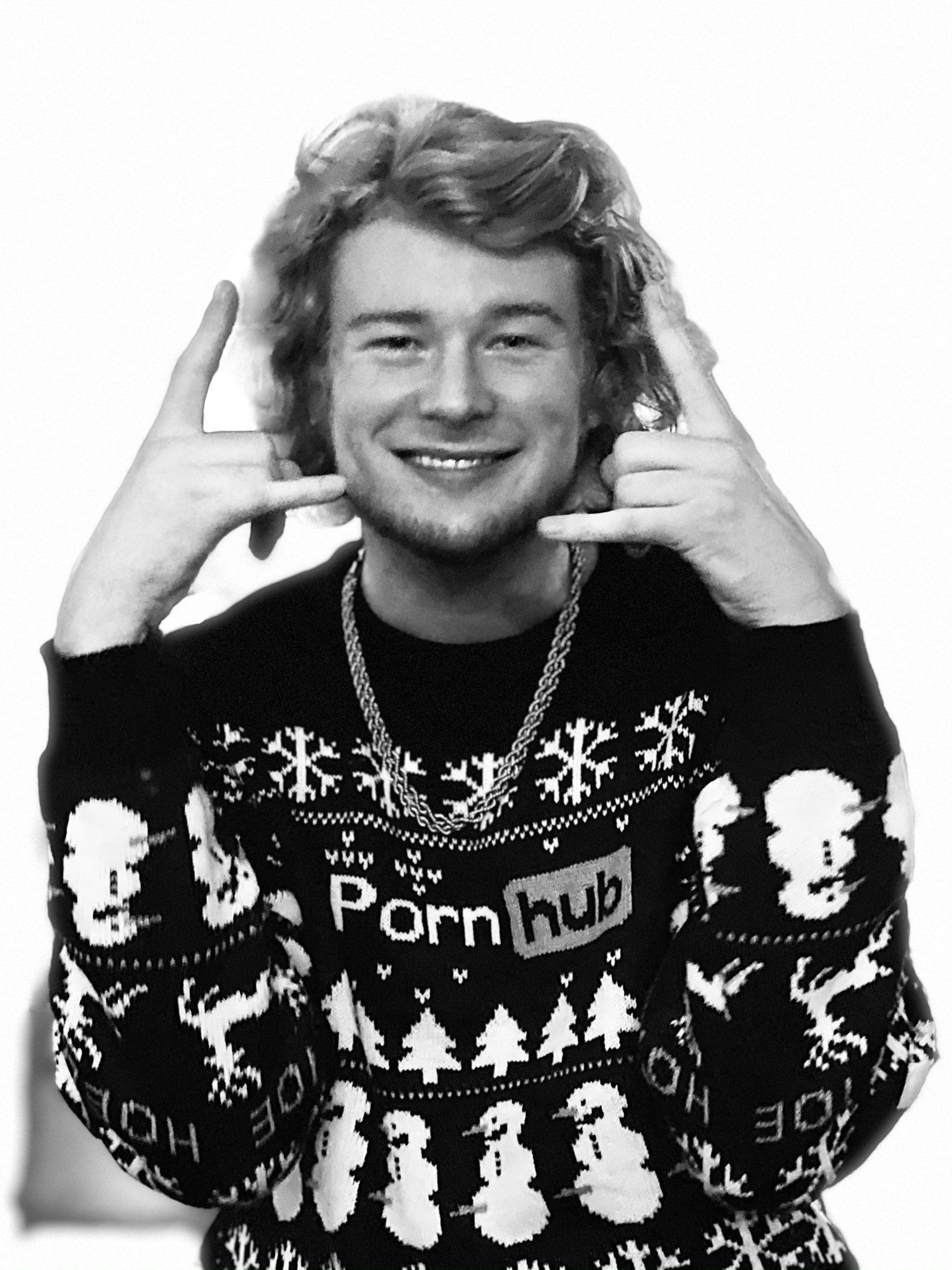 Yung Gravy 🥧 on X: Merry December 29th from me and my family at the hub  🧡🎄🖤 t.coXSgiDccYPJ  X