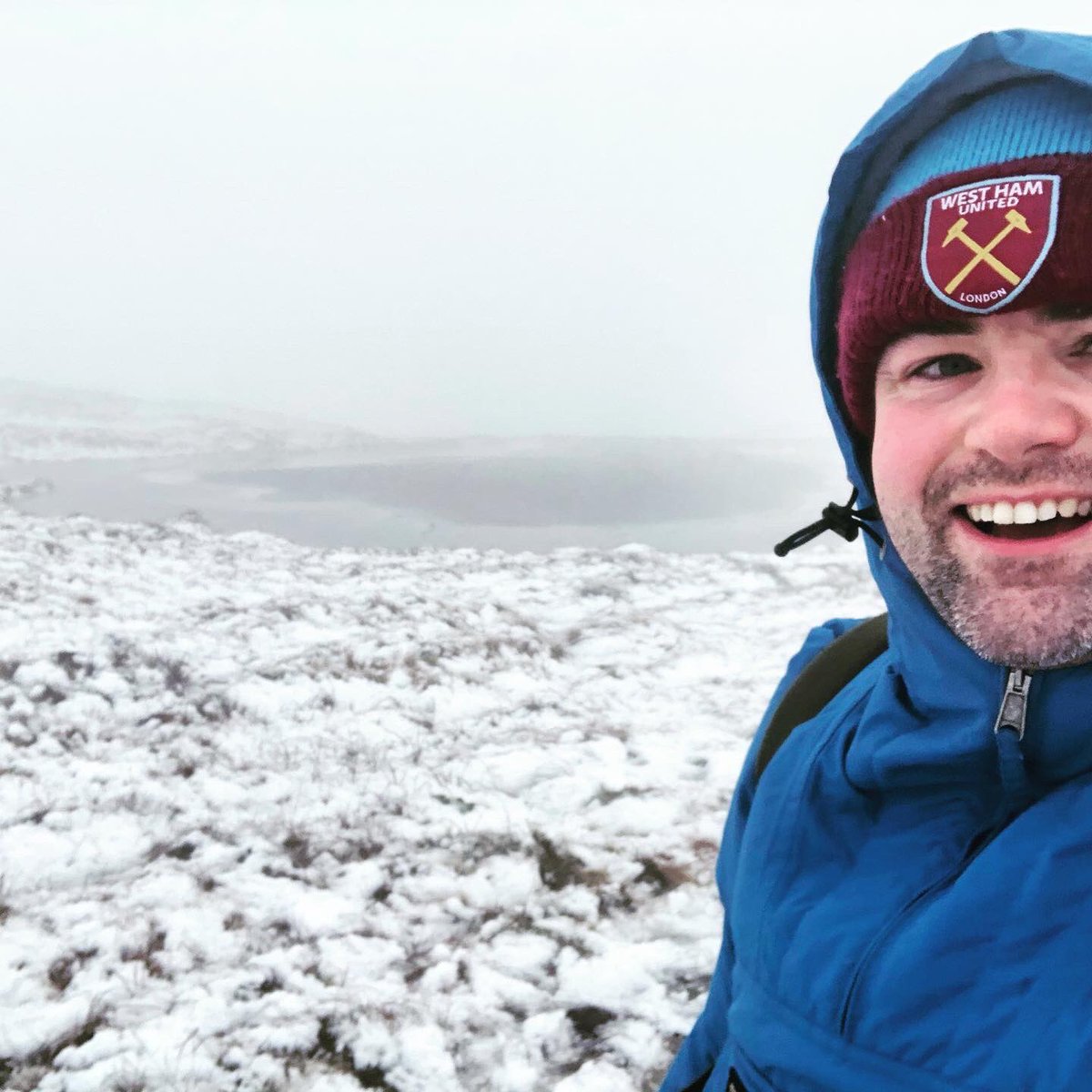 quizwritermark's tweet photo. From sunny climbs to snowy peaks we saw it all today. Glad I was prepare with the right gear and backup equipment. #Mournes #mournemountains #codown #countydown #attical https://t.co/Wytdy9EAOW