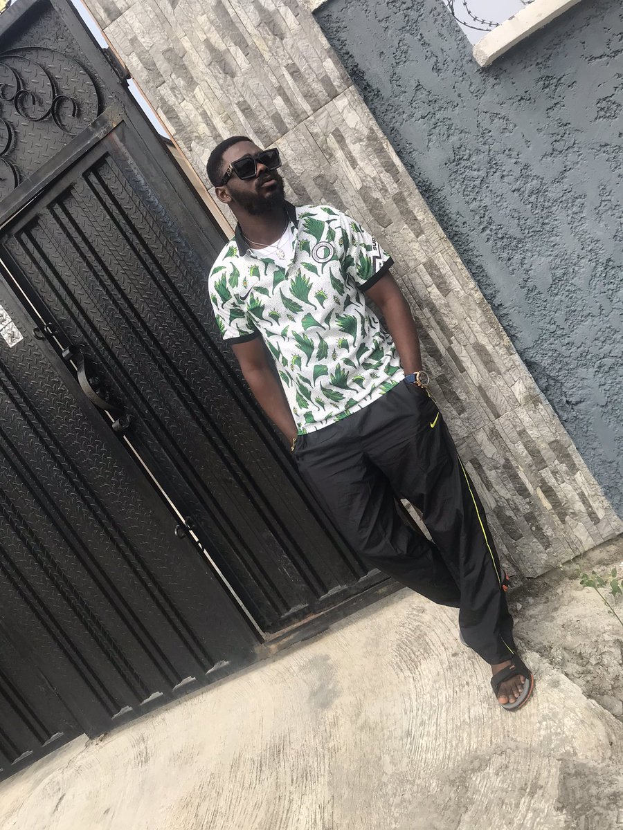 oluwakodevybes's tweet photo. What more can I kodevybes say a nobody that was made and since he’s birth he himself knows that without GOD there will be no KODEVYBES 

HAPPY BIRTHDAY TO BIGGER PART  OF LIFE ❤️🍾🥳😎

#happybirthday #happyman #biggernumbers #dec30 #december #decemberboy https://t.co/OtOUVbX2kh
