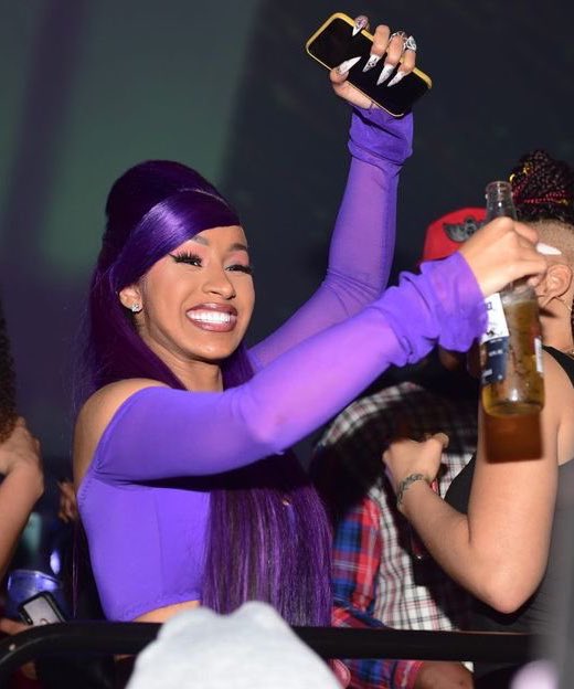 CardiPoland's tweet photo. 📲 | Cardi B has now surpassed 80 MILLION followers on Instagram.

— She has racked up over 23 MILLION followers only this year. Congratulations, @iamcardib. 🎉 https://t.co/S92WmDDj37