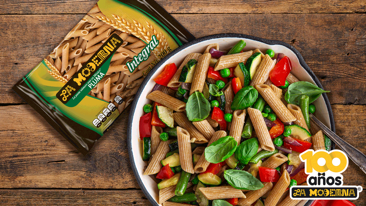 LaModernaMx's tweet photo. La Moderna®, la mejor pasta para cumplir tus propósitos de este 2021 🥗🤤👌
#PastaIntegral #Pasta #LaModerna #Vegetales #Saludable #HealthyFood #Ensalada #AñoNuevo https://t.co/iwG6HPyrlf