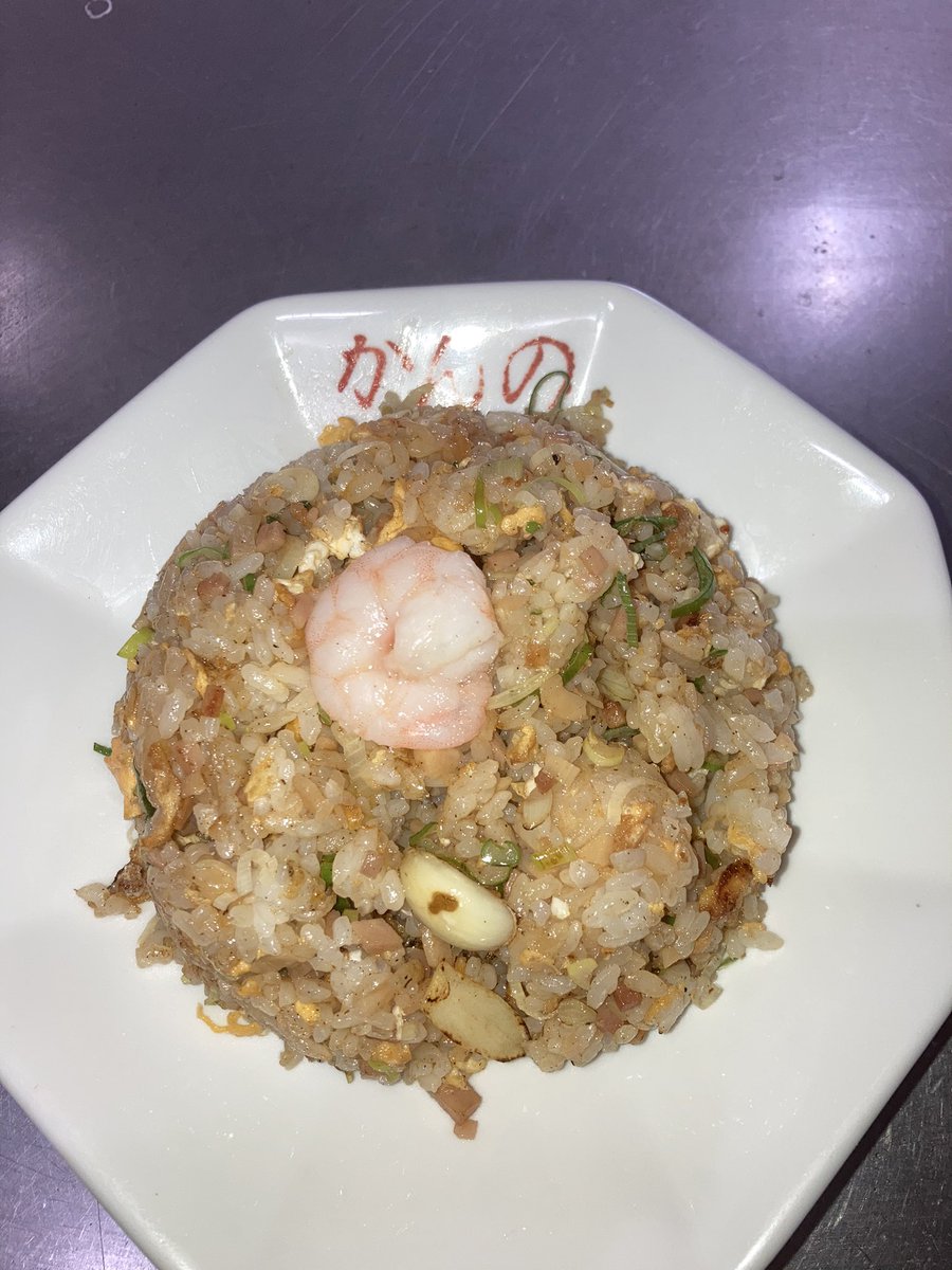 chuukakanno's tweet photo. おはようございます🙇‍♂️
今年の営業は今日でラスト！
是非、食べ納めしてくださいね(´∀｀)

#油淋鶏定食
#天津飯
#ガーリックチャーハン
#酢豚定食 https://t.co/JhO3cRkJzE