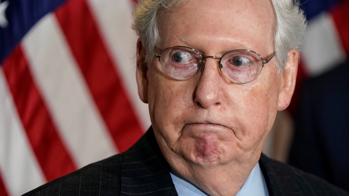 McConnell puts off vote on aid, urges veto override reut.rs/2KOS2eq