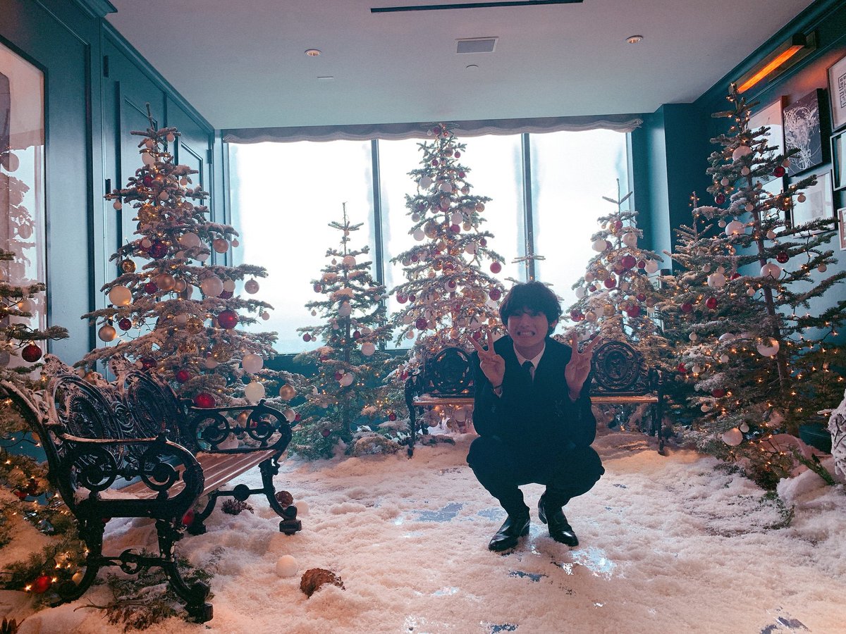 GUCCI_tetsuo's tweet photo. #HAPPYVDAY

テテにはずっと世界で1番幸せでおってほしい https://t.co/pp0fBAEH3F