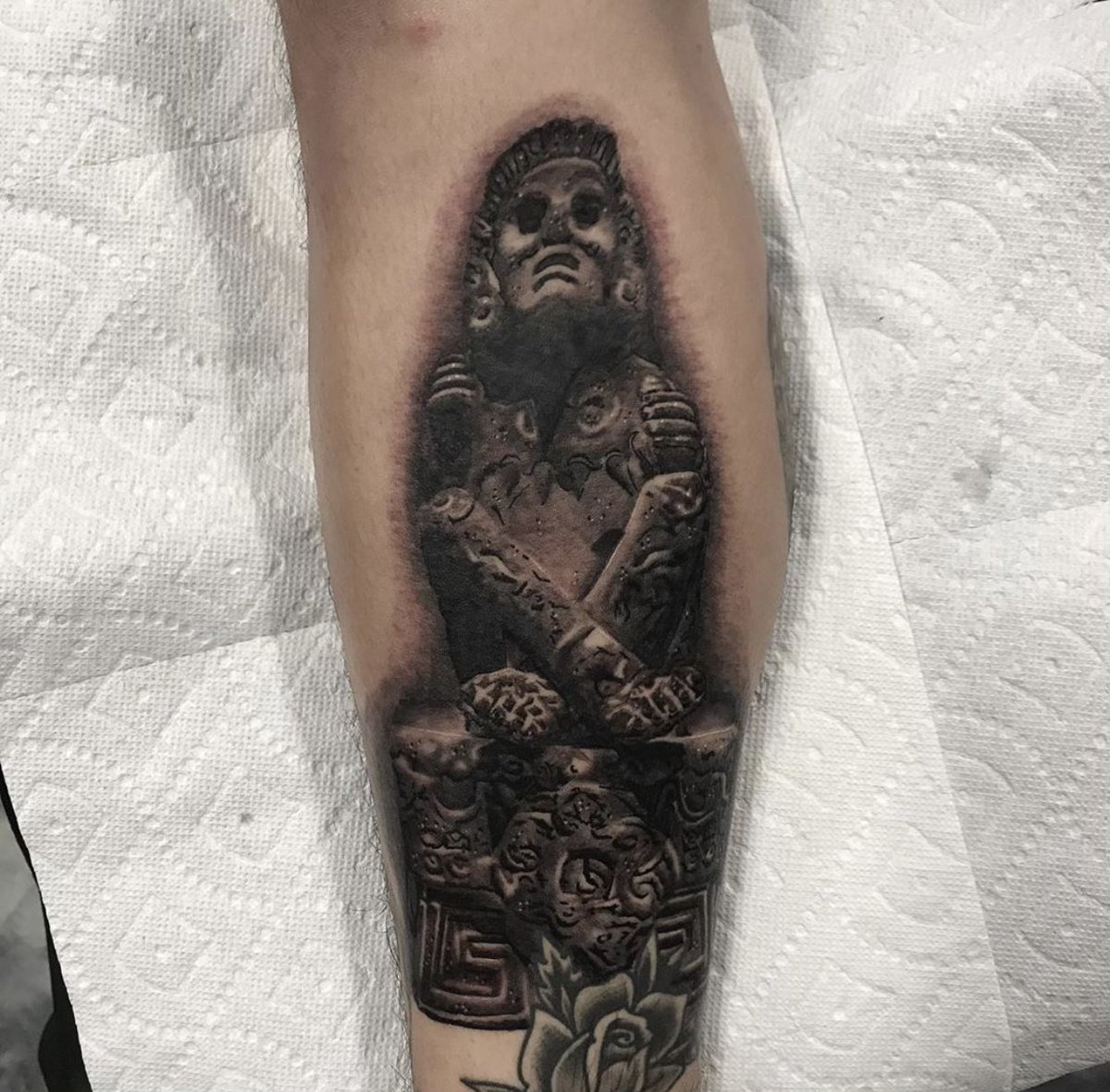 classic_circus_'s tweet photo. For appointment TEXT         ✨1(760)-547-6320✨
#blackandgrey #blackandgreytattoo #bng #bngtattoo #theblackandgreytattooleague #blackandgreyrealismtattoo #realismtattoo #realistictattoo #tattoo #tattoodesign #tattooer #tattooartist #tattoosofinstagram #bnginksociety #mexicanstyl https://t.co/jC96nkQYYm