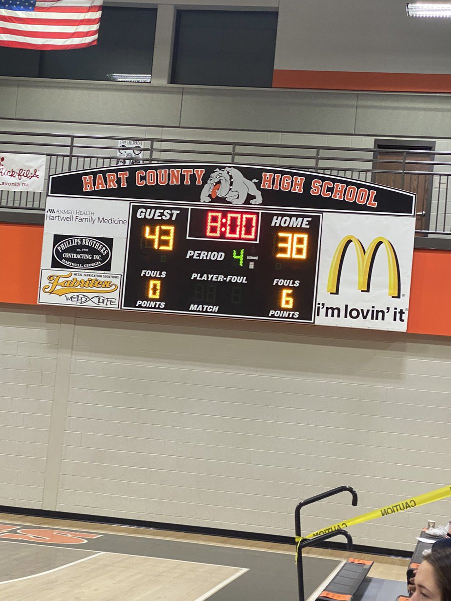 Big shoutout to <a href="/bailee_14_/">Bailee Breedlove #14</a> and the <a href="/LadyFchs/">FCHS Lions Basketball</a> they are hanging tough against a very good Hart Co team. <a href="/AnneshaTaniya15/">Ta’niya “Nesha” Alexander</a> is dominating again inside and <a href="/DakotaP28928509/">Dakota Phillips</a> make everything go. 44-43 Hart 5:00 to go <a href="/InsiderExposure/">InsiderExposure</a> <a href="/coachkent02/">#alwaysinthegym</a> @CarolinaGHoops <a href="/WCMG_/">Western Carolina Media Group</a>