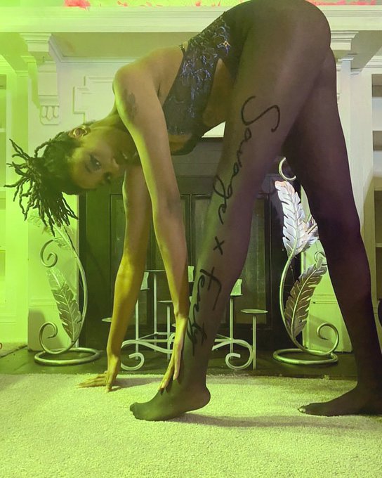 . I always bring the L E G S 💕💯.!!    Set by :  @SAVAGEXFENTY_    https://t.co/F7ZZpAi8Bf  #SavagexFenty<a href="/tag/dancer"class="tags"><span>#dancer</span></a><a href="/tag/alabama"class="tags"><span>#alabama</span></a><a href="/tag/savagexfenty"class="tags"><span>#savagexfenty</span></a><a href="/tag/tweetyblixxx"class="tags"><span>#tweetyblixxx</span></a>