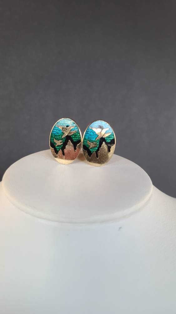 Excited to share the latest addition to my #etsy shop: Cloisonne Seagull Clip-on Earrings etsy.me/3hthGBq #blue #oval #animals #gold #no #earlobe #cloisonneearrings #cliponearrings #seagullearrings