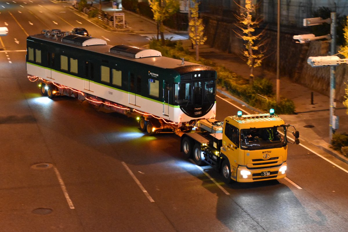 Express2226's tweet photo. 2020.12.23(水)
上記日未明に13031号車と13081号車の陸送が行われました。13028F〜13030Fは欠番となった模様です。 https://t.co/20BdKtk8r8