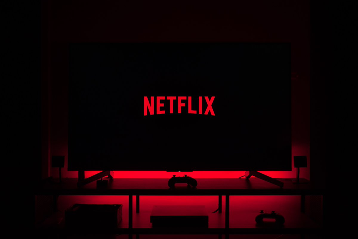 604Now's tweet photo. Here's everything coming to and leaving Netflix Canada in January 2021 📺 #Canada https://t.co/QmZkmu4JH0 https://t.co/klSAczuIdT