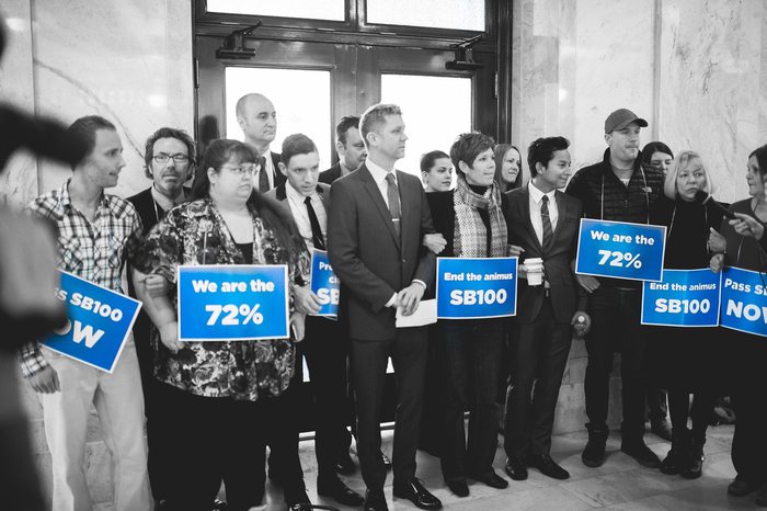 Thread: 1/6 I want to give a shout out to  @GovHerbert. I've grown to respect him over the years. We've certainly had big political skirmishes (remember Herbert v. Kitchen?), and I may have been arrested protesting outside of his office with a few friends. But here's the deal...