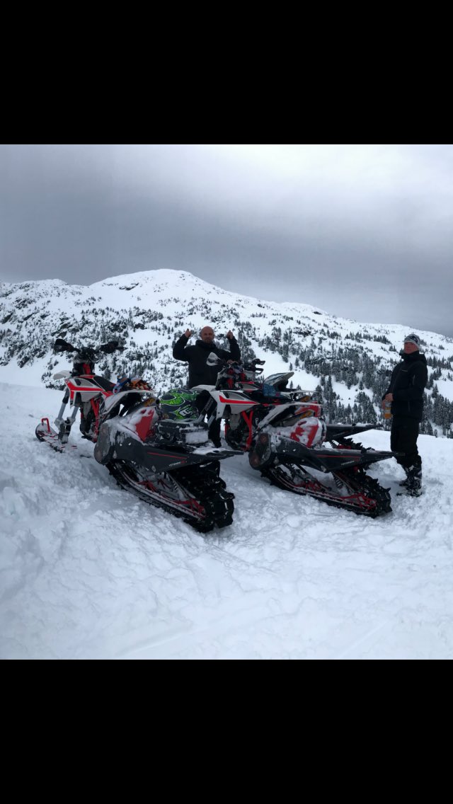 RuthlessBC's tweet photo. Epic day in the beautiful #bc backcountry. Rippin it up on #Beta #yeti #snowbikes What an adventureโ๐ป๐๐ป Thanks to Geoff from https://t.co/diDY15NkJh #BRAAAP #motorcycle #snowbike #loveitliveit https://t.co/hjReqzGd5N