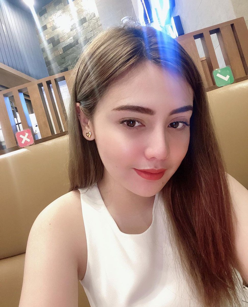 lisatanggerang_'s tweet photo. Ready BO/VCS nya ya say🌺
yukk isi slot nya say😘😍💦Info RR/WA DM 💌
 #Bomakassar
#expomakassar
#availmakassar
#wpmakassar
#bisyarmakassar
#includemakassar
#bokinganmakassar
#lendirmakassar
#bispakmakassar
#OpenBOMakassar
#Bomakassar
#bomakassarkota
#vcstrusted 
#makassarBO https://t.co/7RQBdgL4ZI