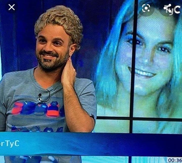 LaJoyita17's tweet photo. Cómo no amarlos Jeds! #AmoSN @Rabonushka @agufantasia ✊🏼🖤 https://t.co/gOPBEViyIw
