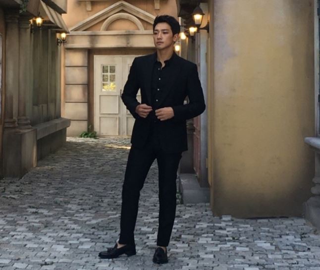 CloudAmericaOrg's tweet photo. Elegant Rain💎 https://t.co/b9lLxipMhW